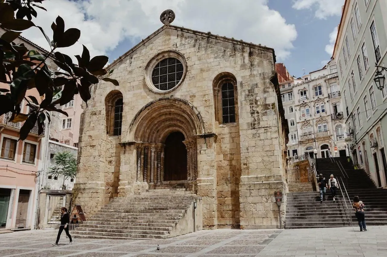 Apartamento Acolhedor E Elegante Em Predio Tipico - Self Check In Coimbra