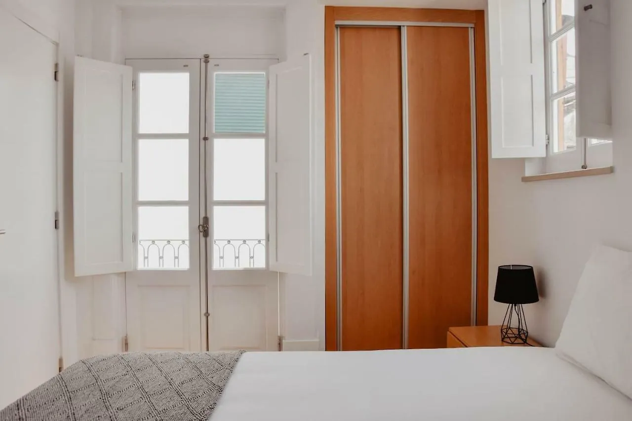 Apartment Apartamento Acolhedor E Elegante Em Predio Tipico - Self Check In Coimbra